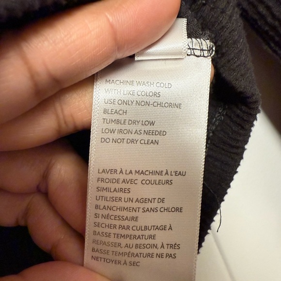 Urban Outfitters Black Button Front Crop Top Long Sleeve - Picture 4 of 5